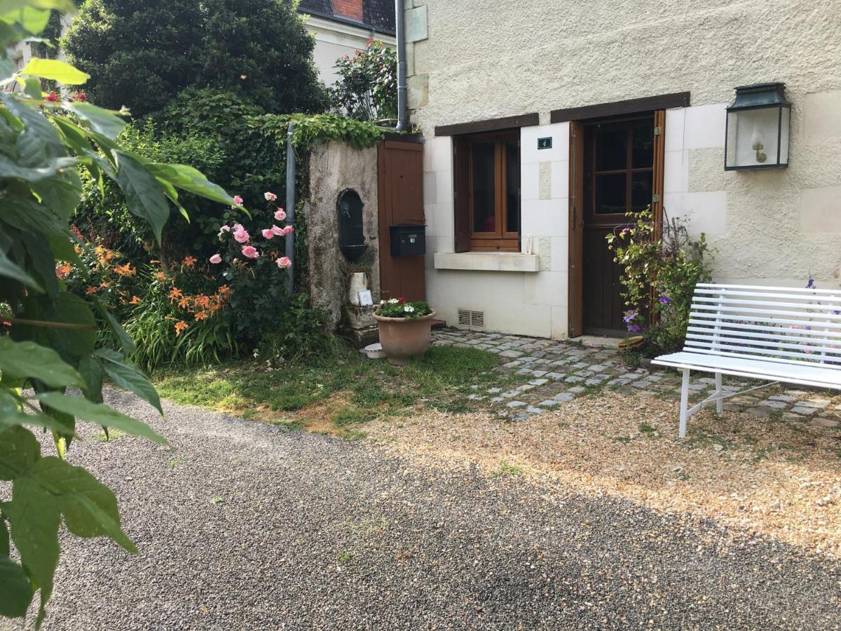La Maison De Lucie Veuil Extérieur photo